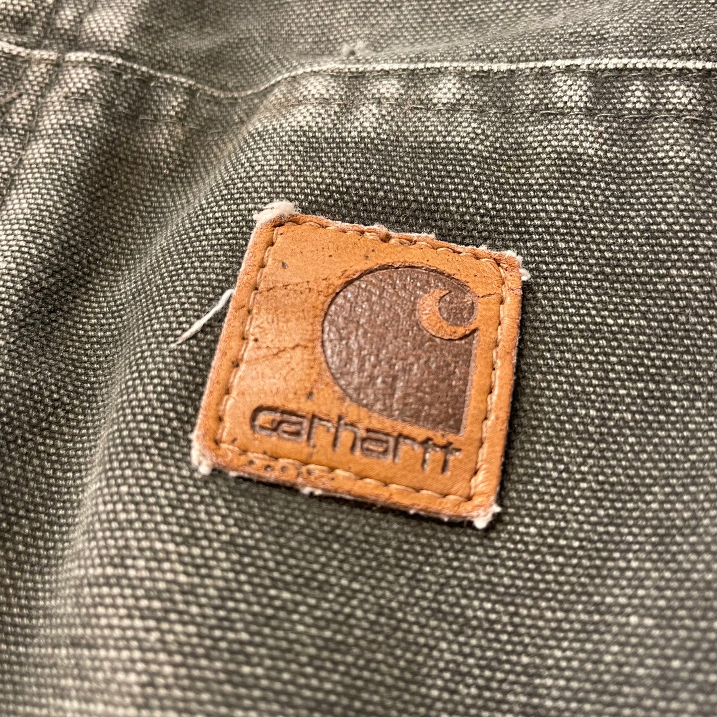 00’s Carhartt J130 Duck Insulated Jacket