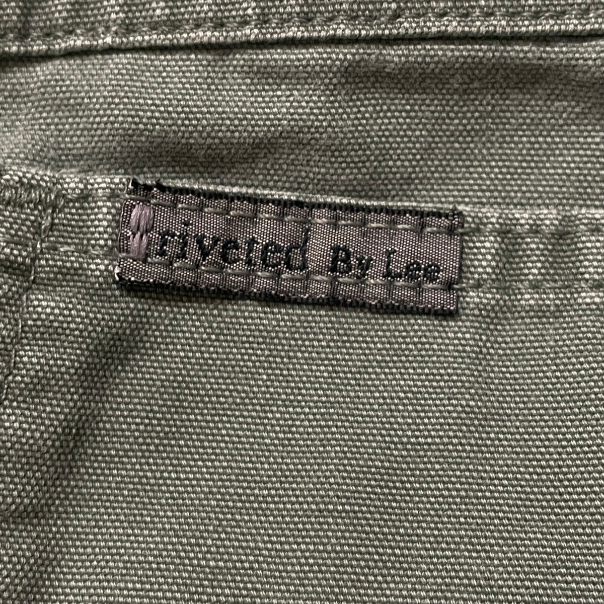 00’s ‘Riveted by Lee’ Women’s Cargo Shorts