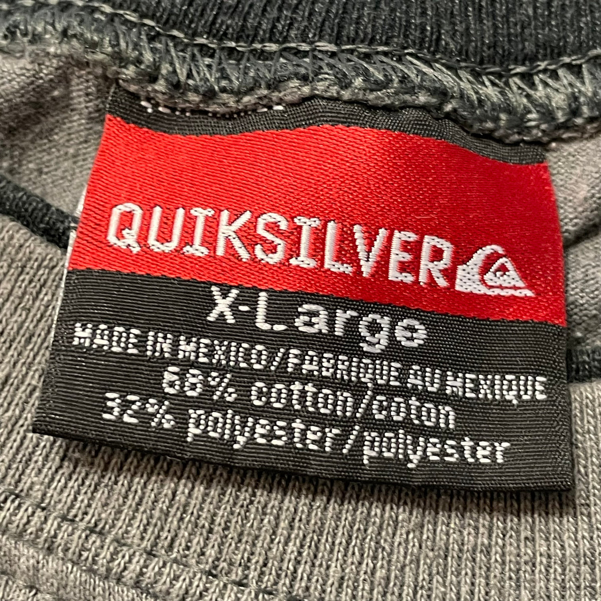 00’s Thrahed Quiksilver Long Sleeve T-Shirt