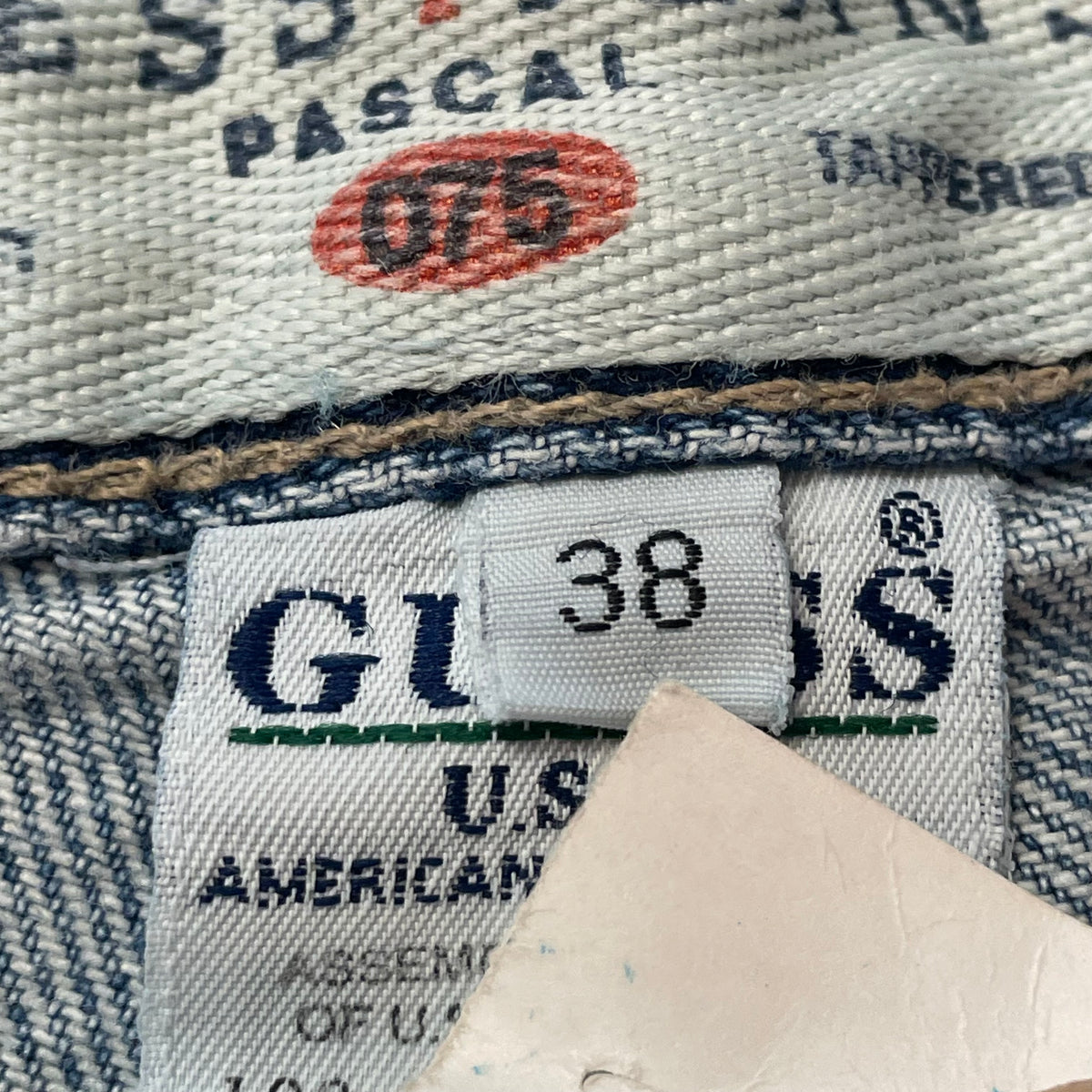 90’s Guess Loose fit Tapered Leg Jeans