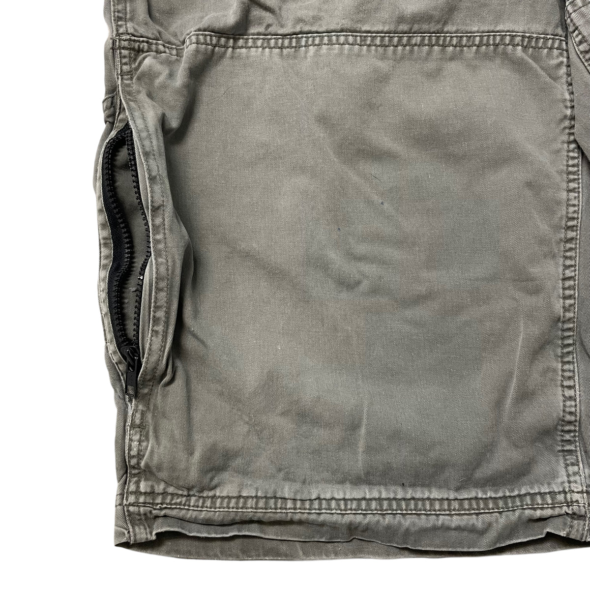 00’s Old Navy Zip Cargo Shorts