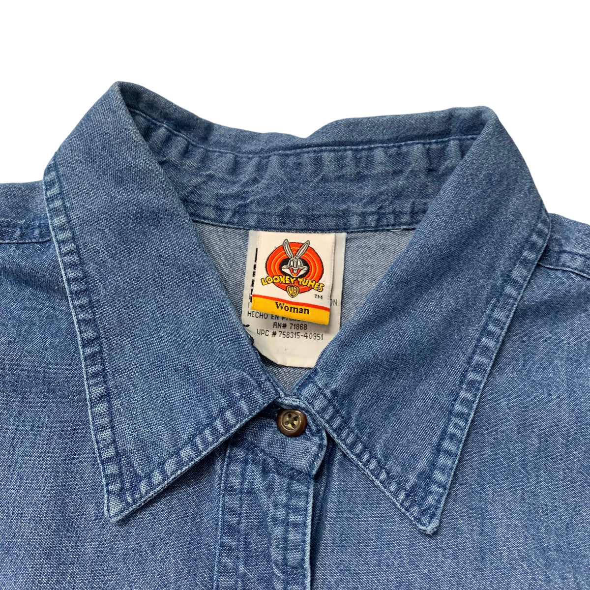 00’s Looney Tunes ‘2 Hot 4 What You Got’ Sleeveless buttoned shirt