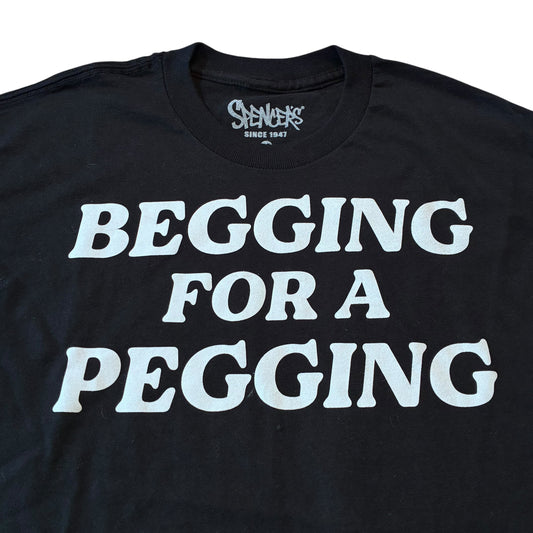 Pegging tee size m
