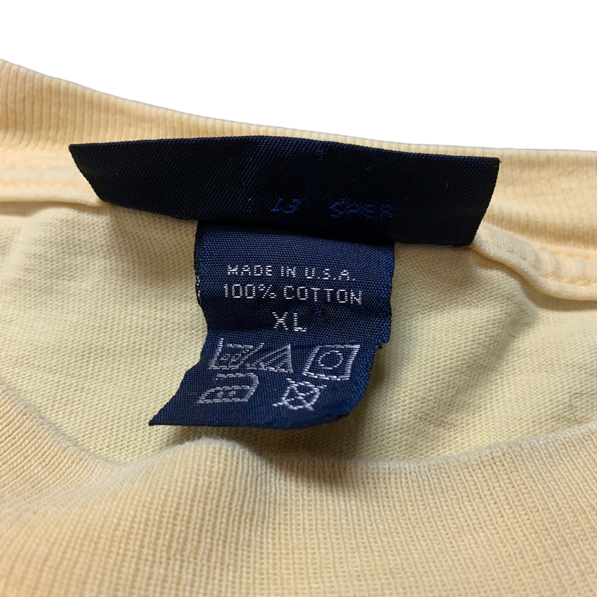 90’s Nautica T-Shirt