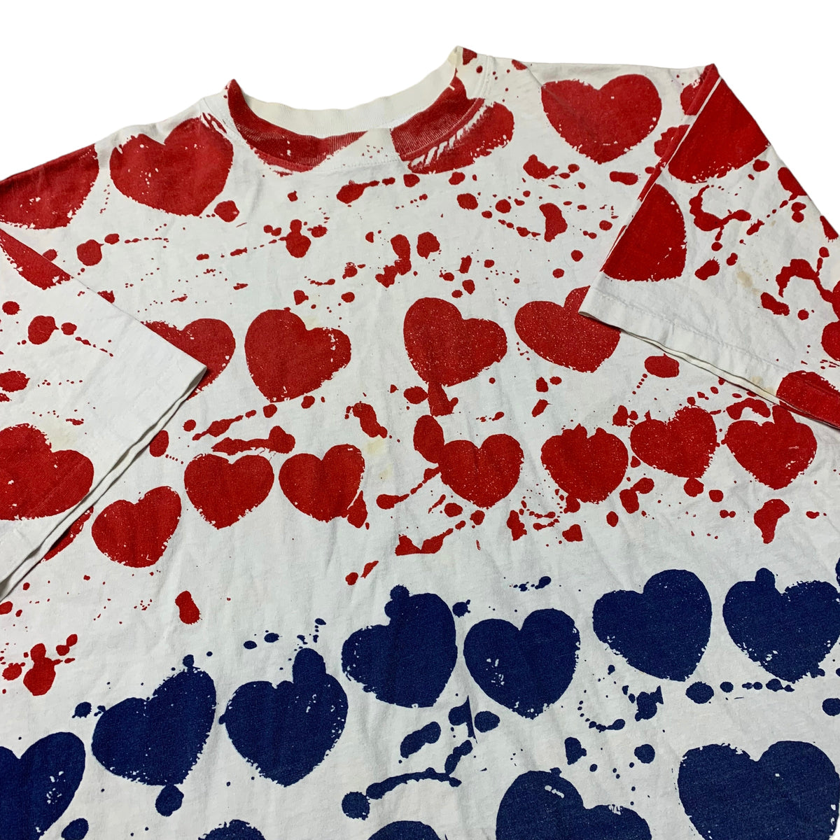 90’s Hearts All Over Print T-Shirt