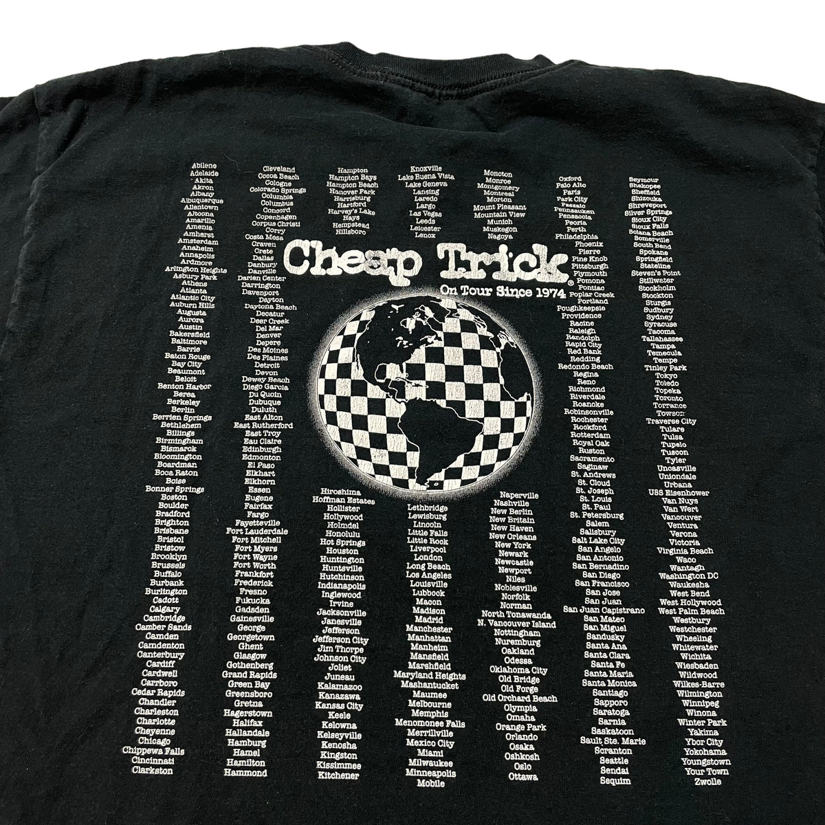 00’s Cheap Trick ‘on tour est. 74’ T-Shirt