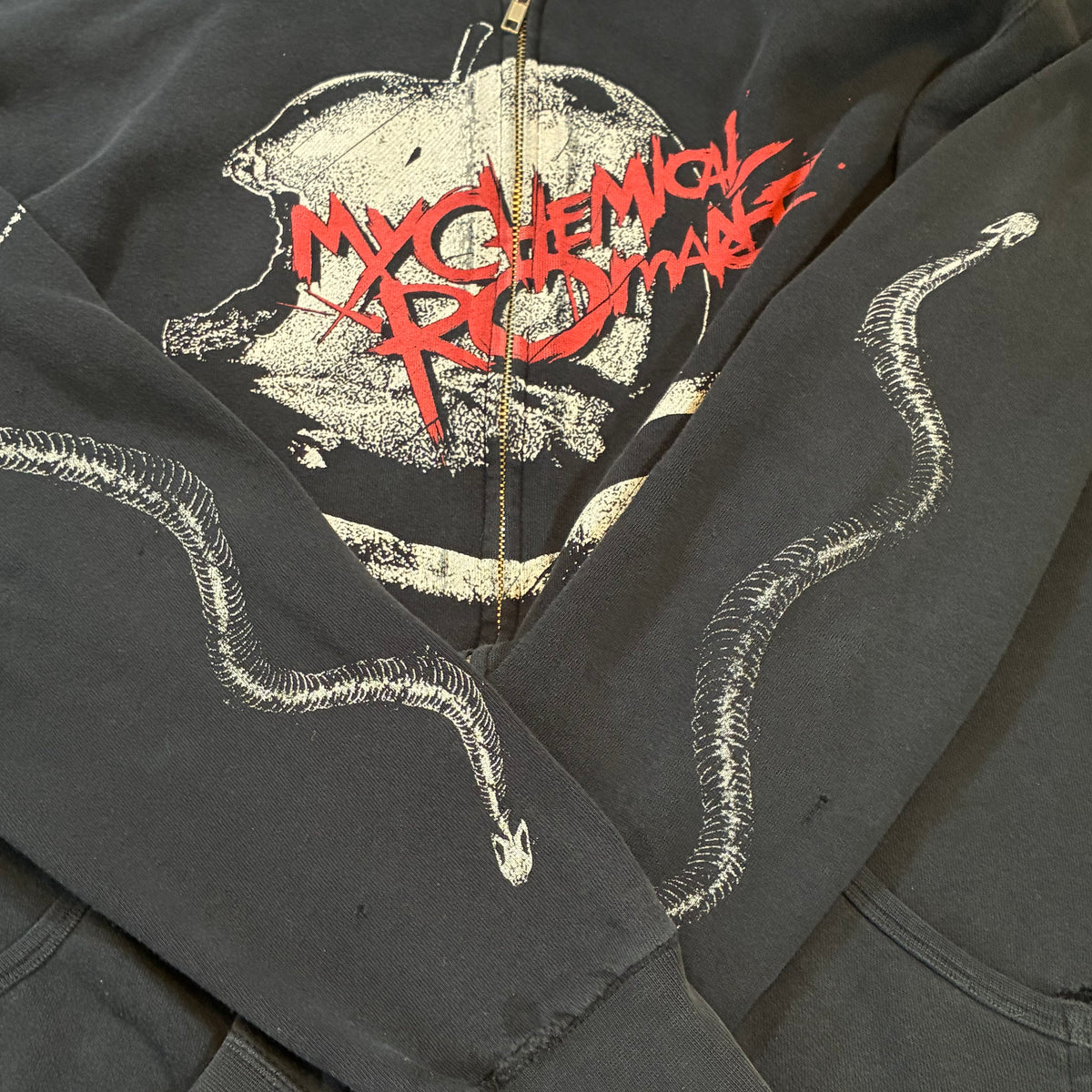 My Chemical Romance (MCR)‘Apple’ Zip Up Hoodie Medium