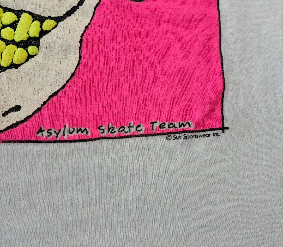 Cool skate tee size large