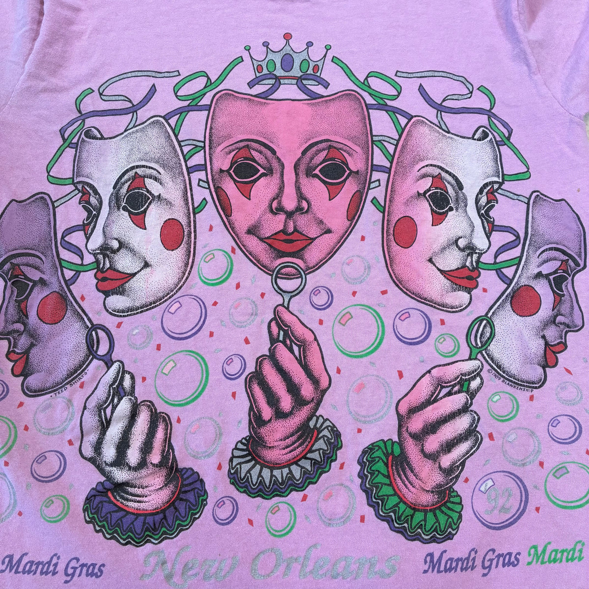 Mardi Gras size medium ￼