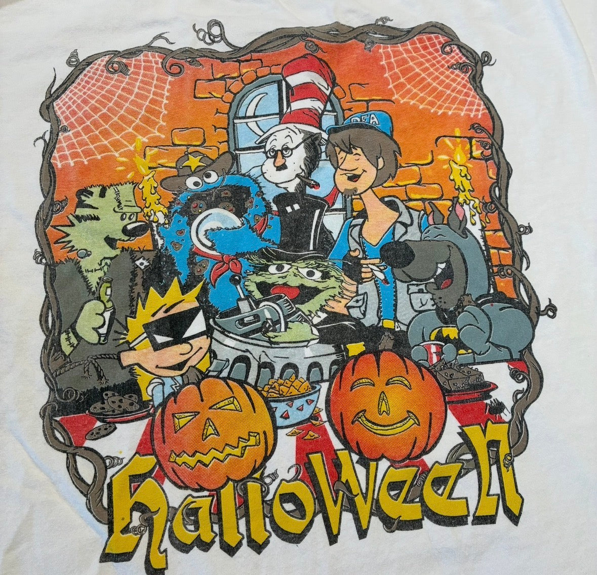 Halloween parody size large