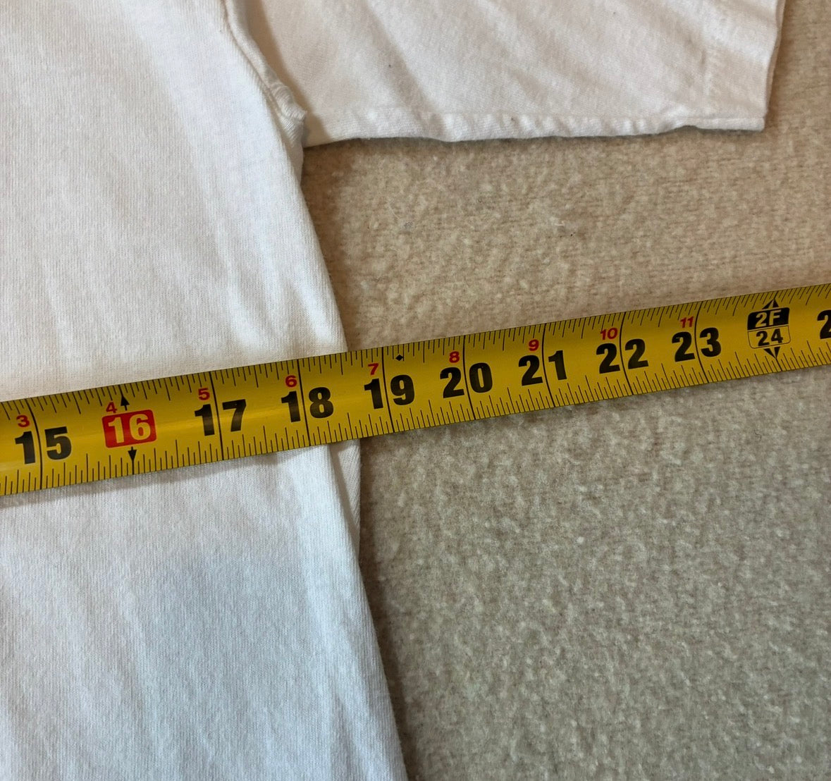 Raisin brand crunch ￼size large