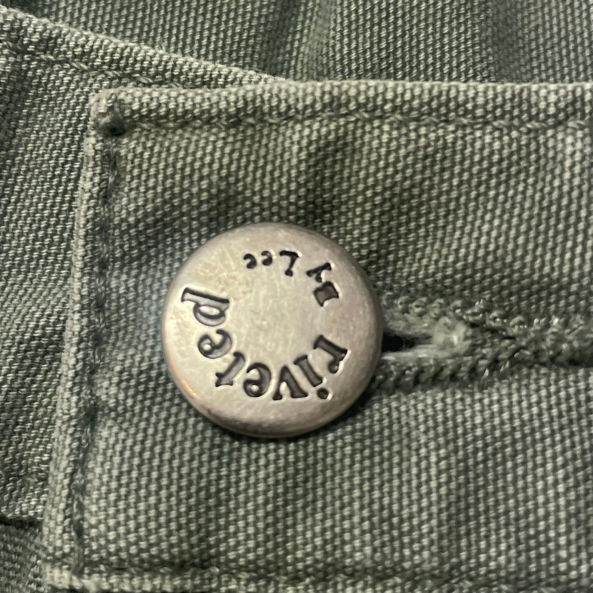 00’s ‘Riveted by Lee’ Women’s Cargo Shorts