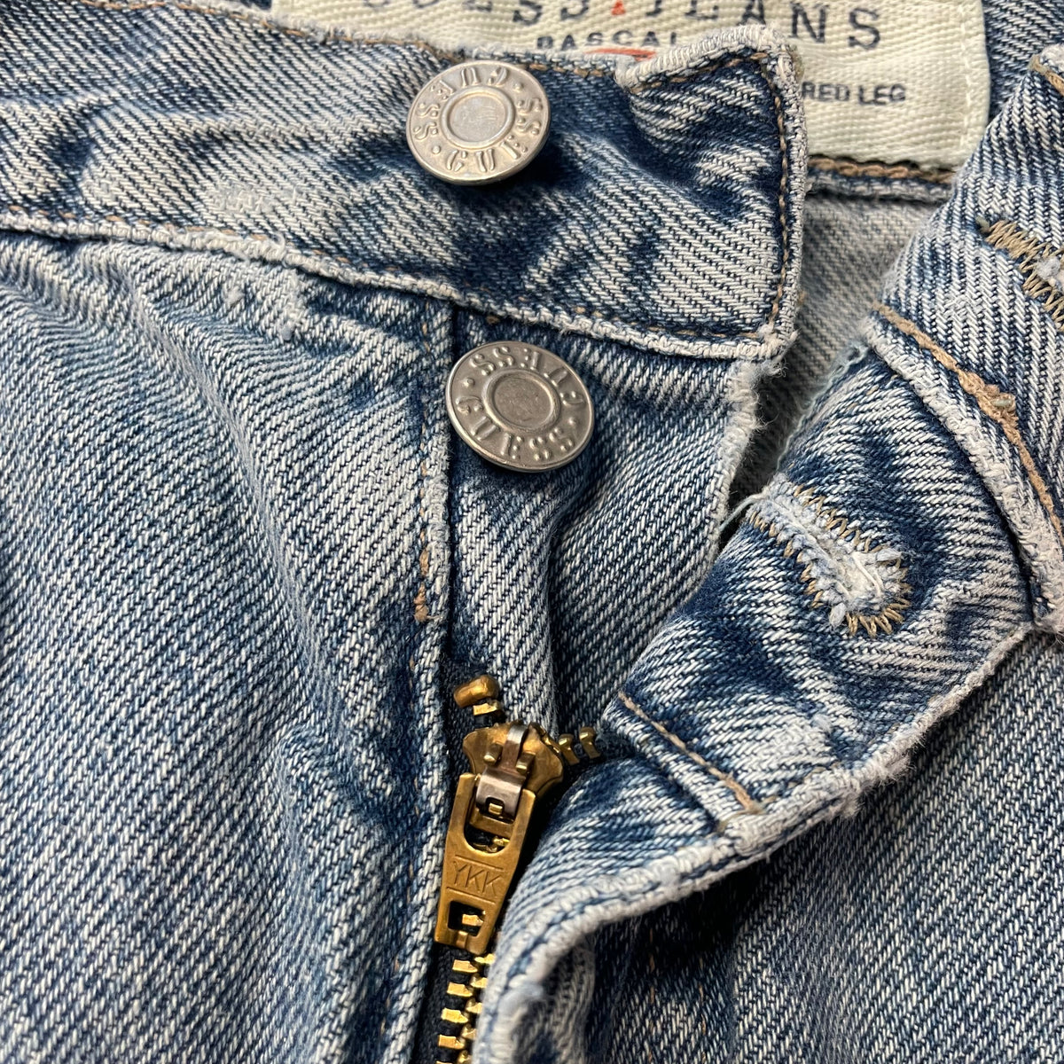 90’s Guess Loose fit Tapered Leg Jeans