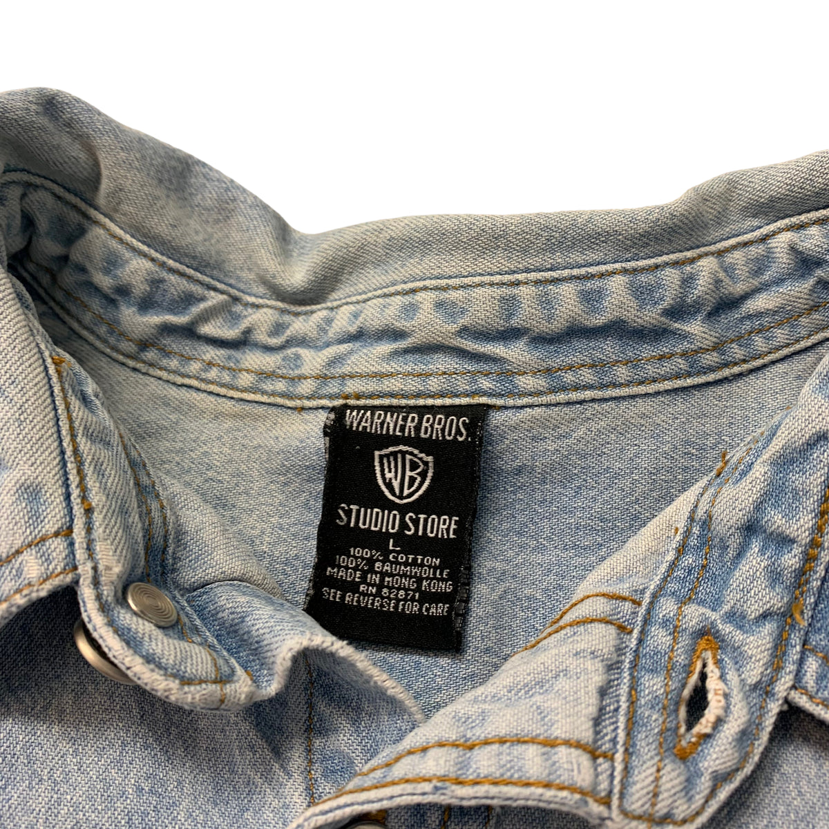 90’s Looney Tunes ‘Genius at Large’ Buttoned Denim Shirt