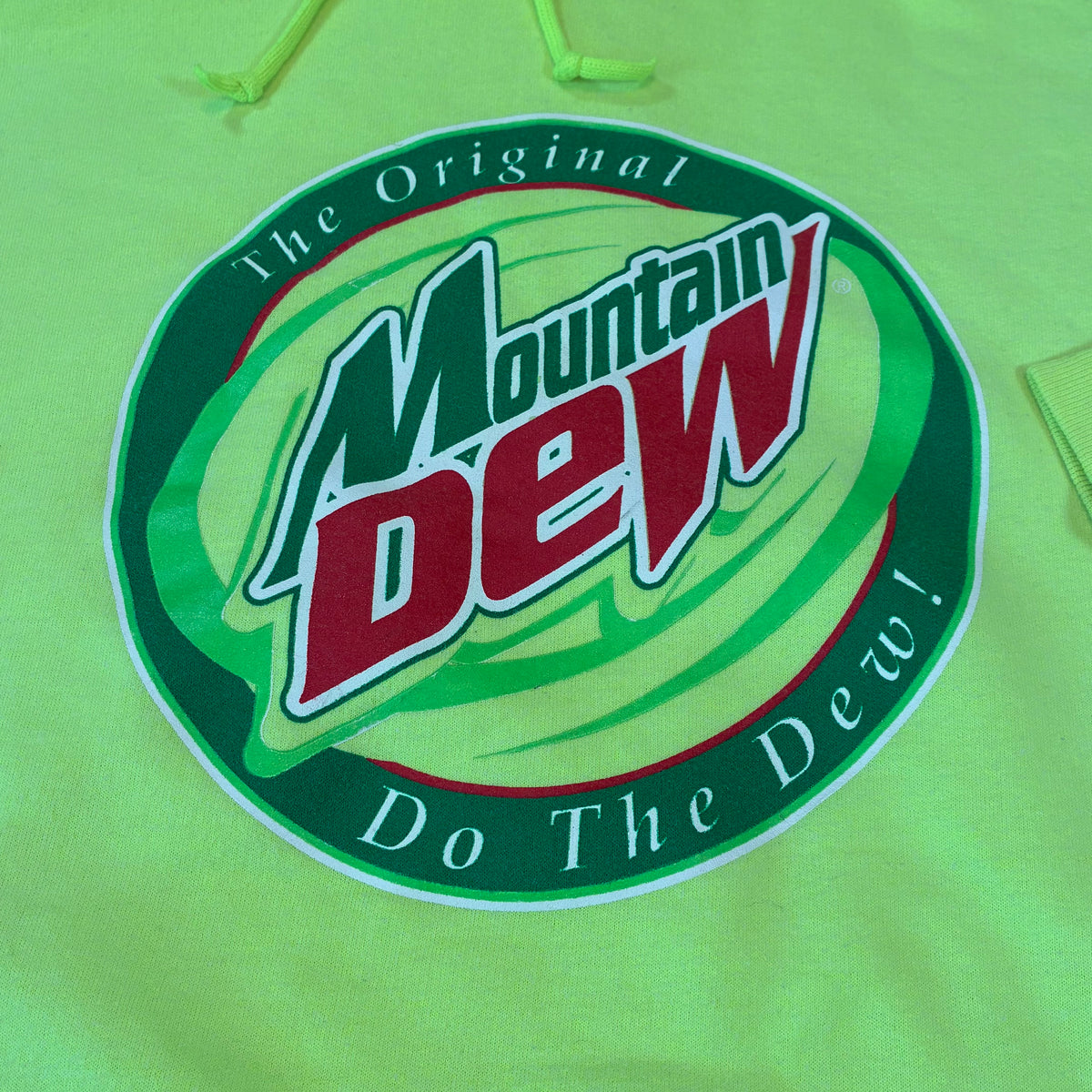 Mt dew crew neck see measurements