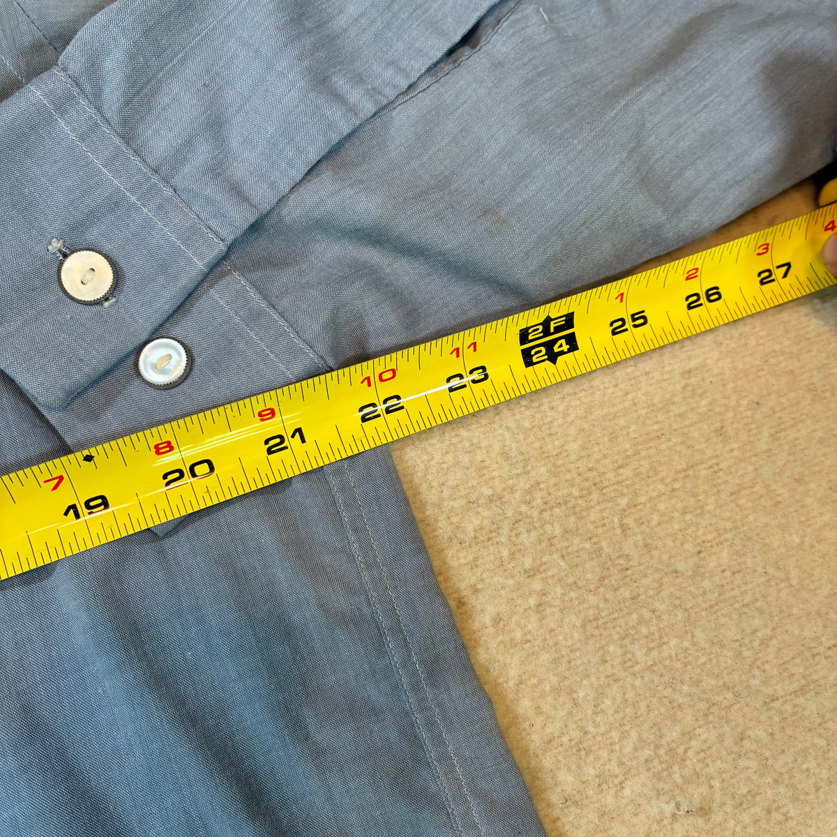 50’s Manhattan Rayon Loop Collar Shirt Medium