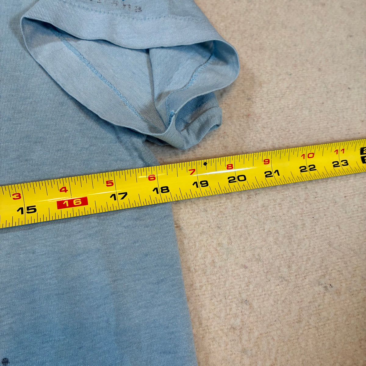 Vintage Distressed Hunting Comic T-Shirt Small