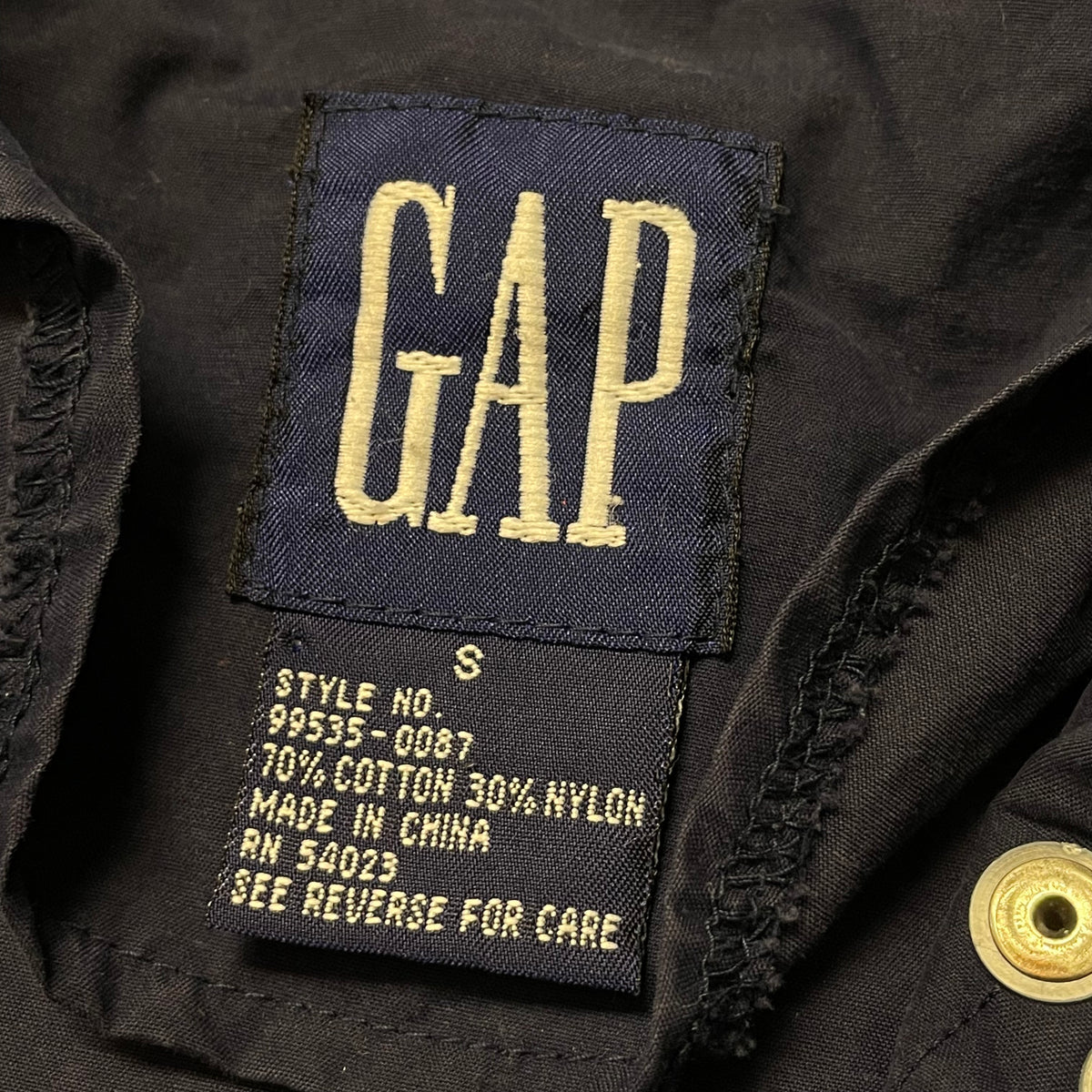 90’s Gap Fireman Lobster Clasp Lightweight Trench Coat