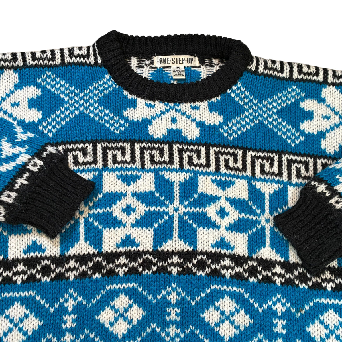 Kint sweater ￼m