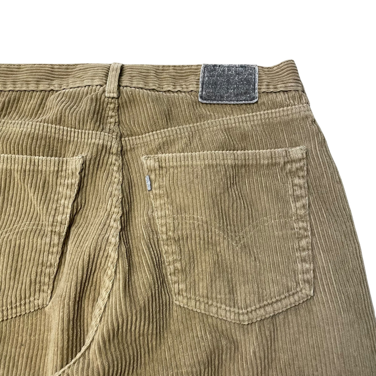 90’s Levi’s SilverTab ‘Straight+Loose’ Corduroy Pants