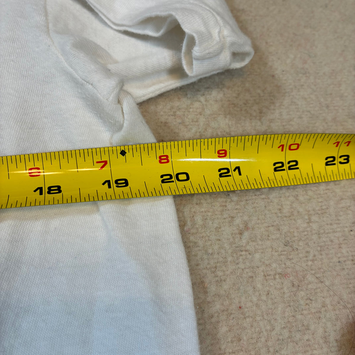 Word Tshirt size m 1960s