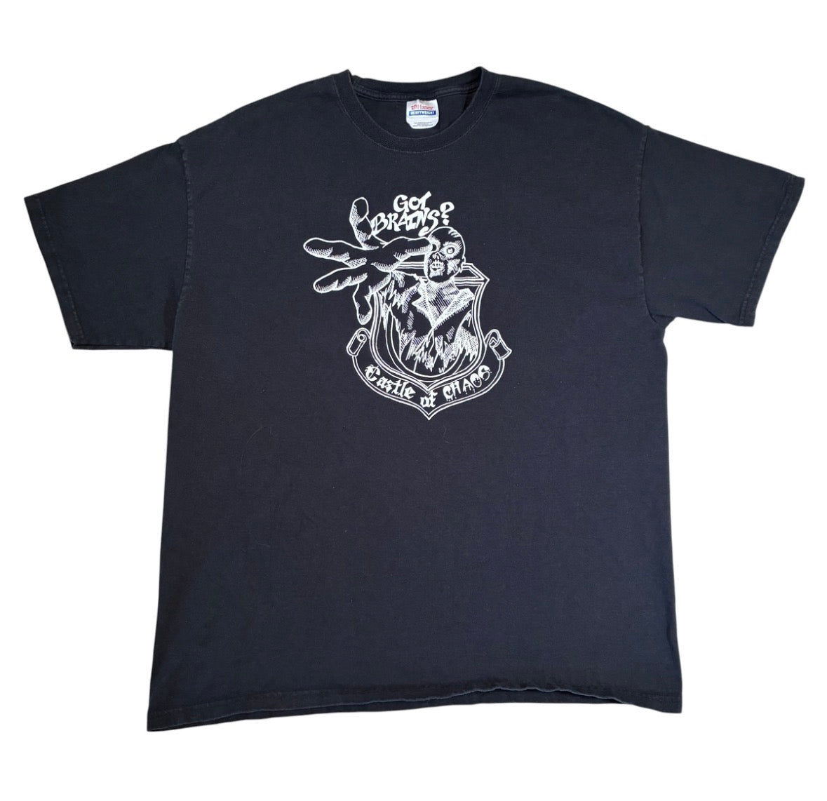 Castle of chaos haunted house T-shirt size xl
