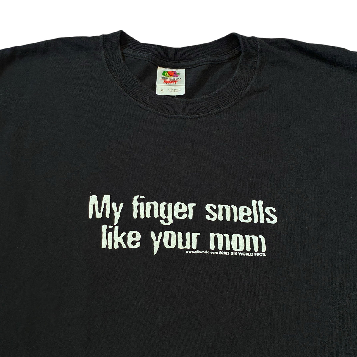 Smells like your mom sik world tshirt xl