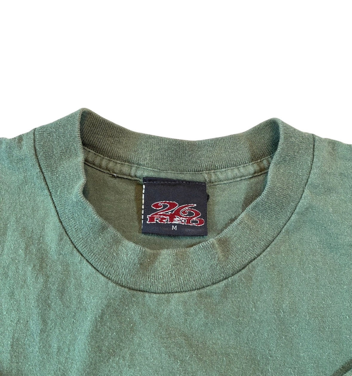 26 red skateboarding T-shirt size medium ￼
