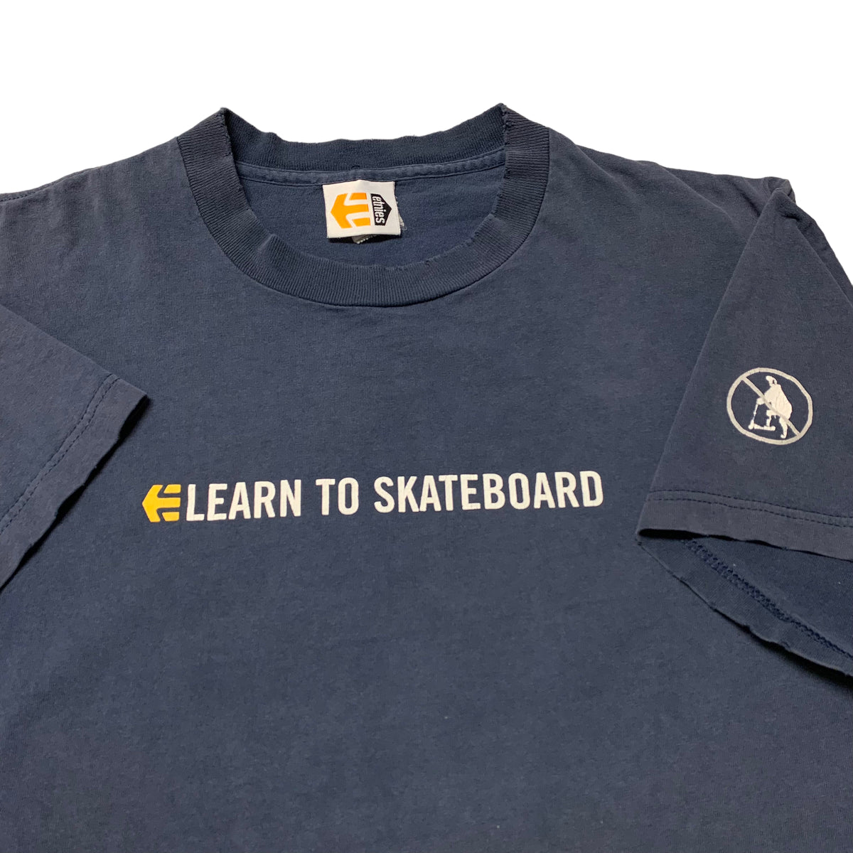 90’s/00’s ‘Learn to Skateboard’ Etnies T-Shirt