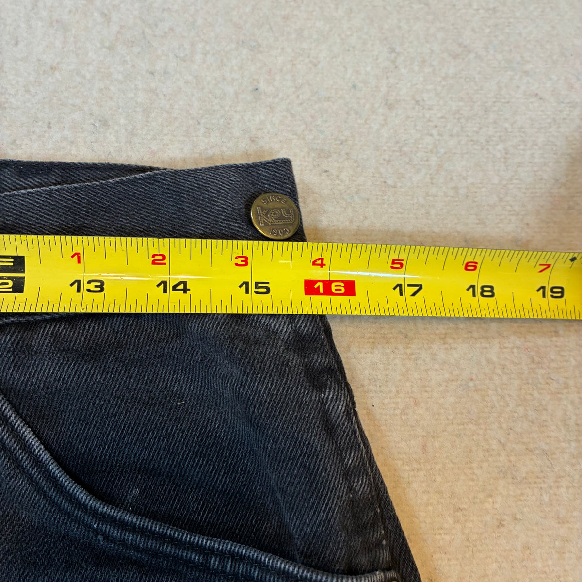 Key pants see measurements for sizing ￼