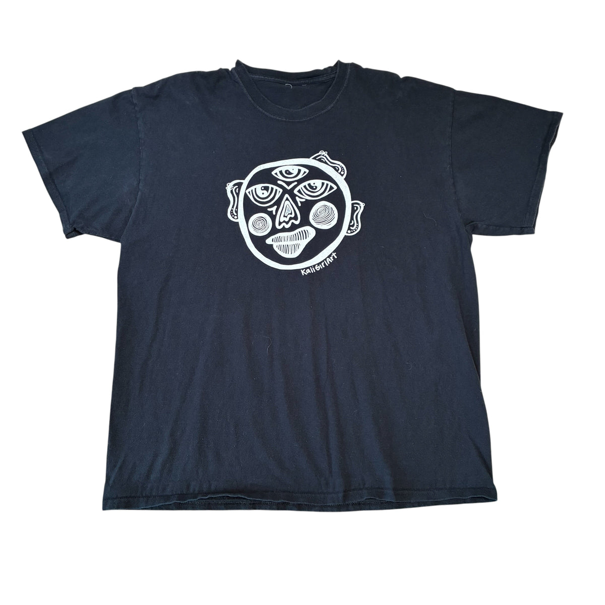 Kali Girl Art T-Shirt fits XL
