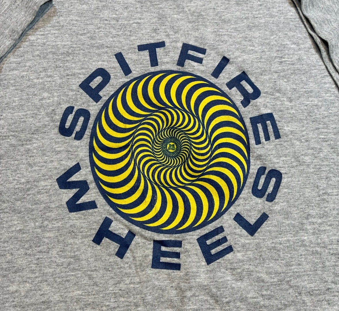 Spitfire wheels T-shirt size large ￼