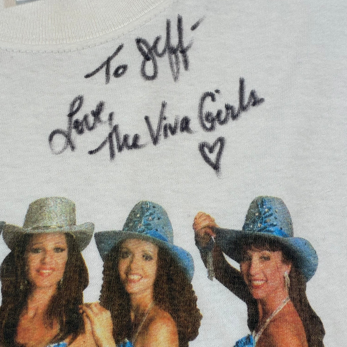 Vegas girls T-shirt size xxl