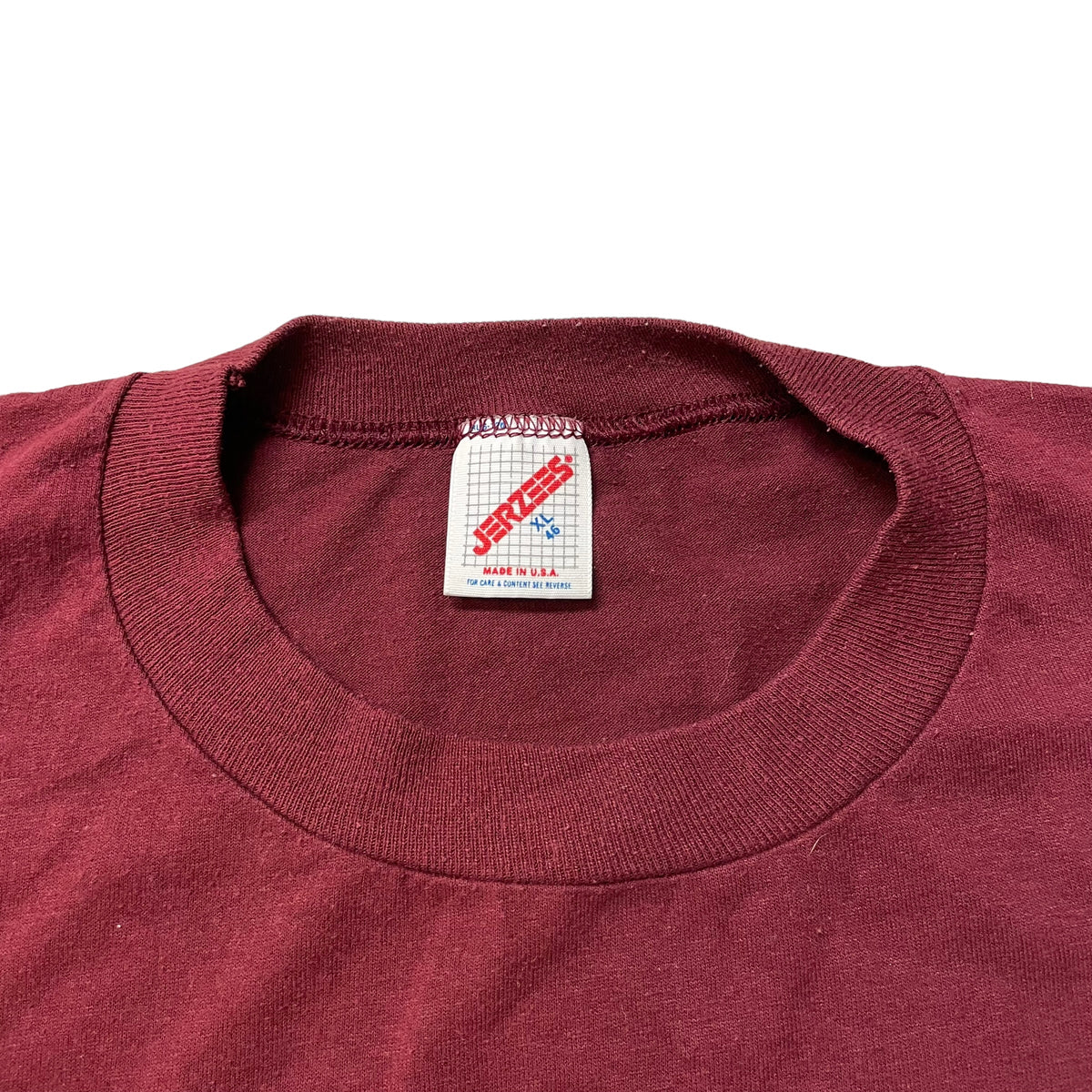 80’s/90’s ‘Stegosaurus’ Dinosaur Skeleton/fossil T-Shirt