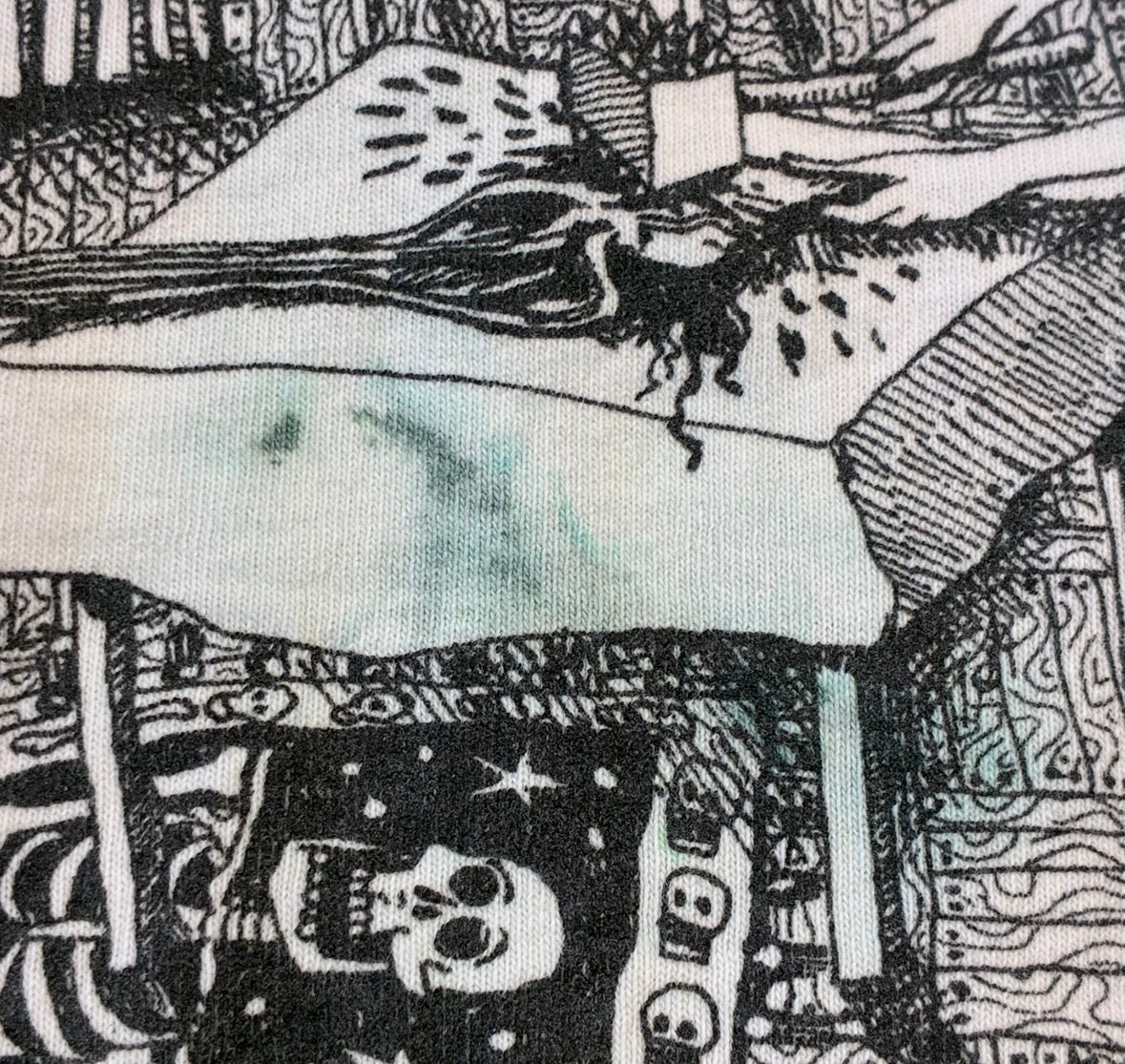 Screaming man tee size xl